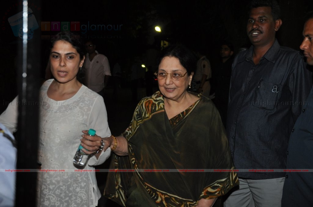 Bollywood pays homage to Aamir Khan's father Tahir Hussain Event hd photo
