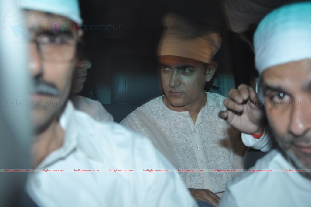 Bollywood pays homage to Aamir Khan's father Tahir Hussain Event hd photo