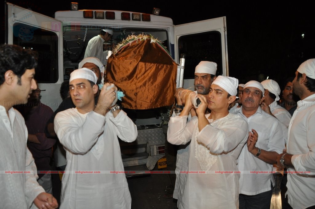 Bollywood pays homage to Aamir Khan's father Tahir Hussain Event hd photo