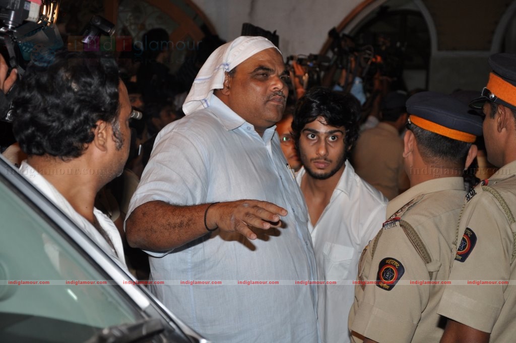 Bollywood pays homage to Aamir Khan's father Tahir Hussain Event hd photo