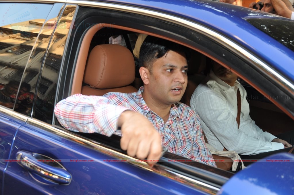Bollywood pays homage to Aamir Khan's father Tahir Hussain Event hd photo
