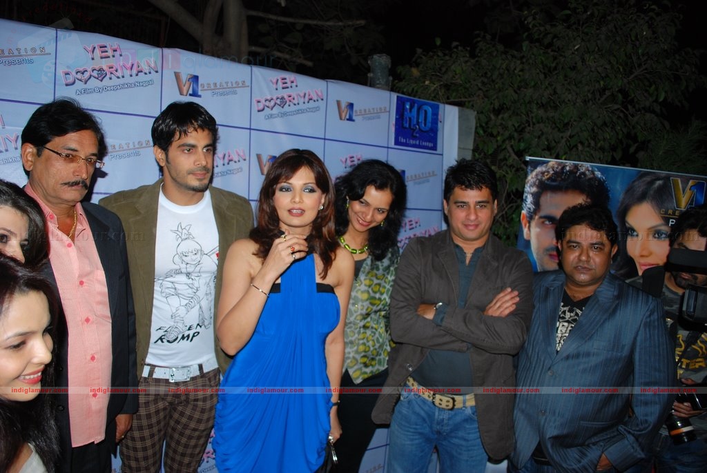 Sonu Nigam at Deepshika's Dooriyan movie launch Event hd photo
