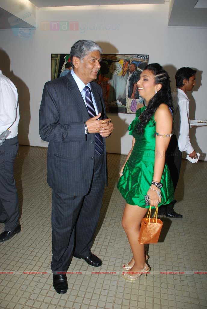 Perizaad Zoraibian at artist Janvi Mahimtura's art exhibition Event hd photo