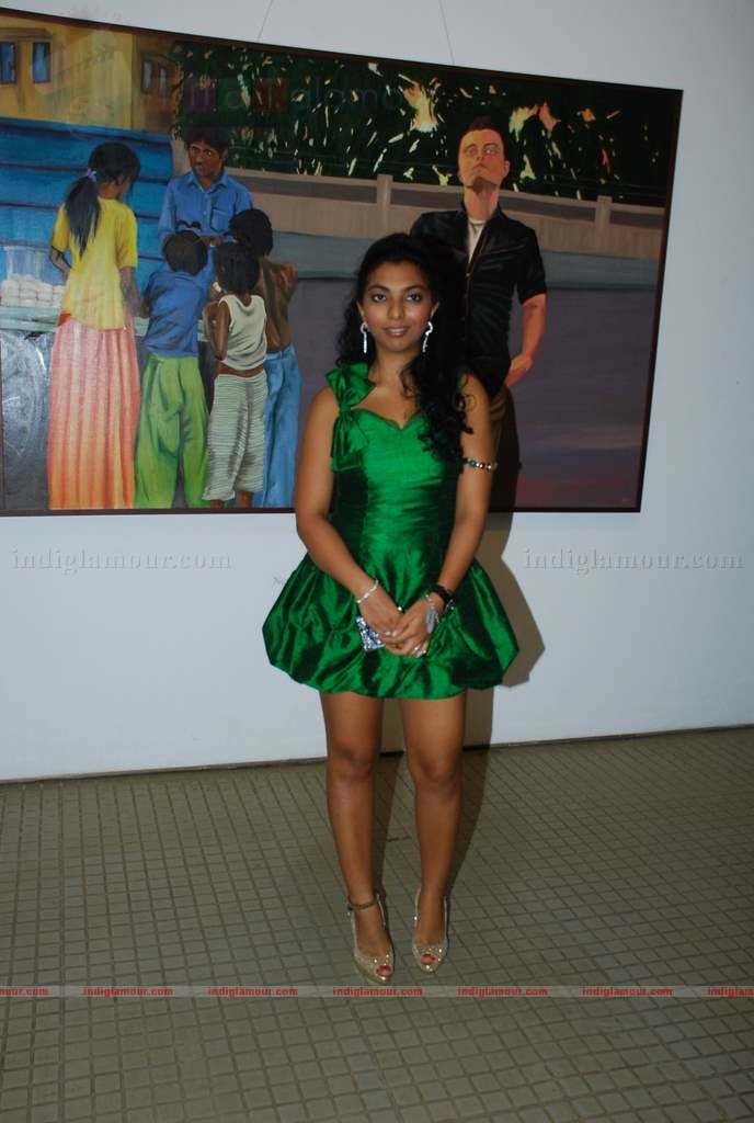 Perizaad Zoraibian at artist Janvi Mahimtura's art exhibition Event hd photo