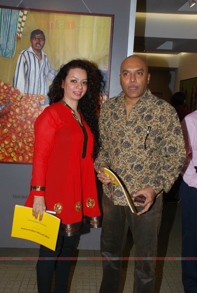 Perizaad Zoraibian at artist Janvi Mahimtura's art exhibition Event hd photo
