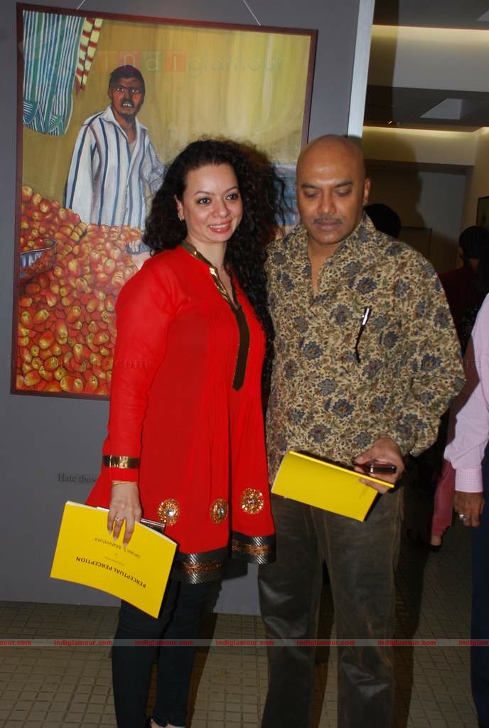 Perizaad Zoraibian at artist Janvi Mahimtura's art exhibition Event hd photo