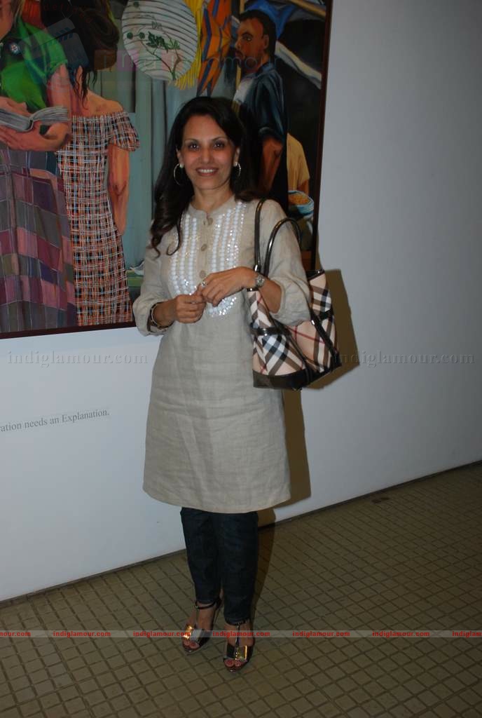 Perizaad Zoraibian at artist Janvi Mahimtura's art exhibition Event hd photo