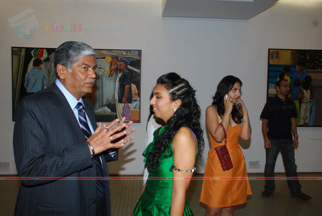 Perizaad Zoraibian at artist Janvi Mahimtura's art exhibition Event hd photo