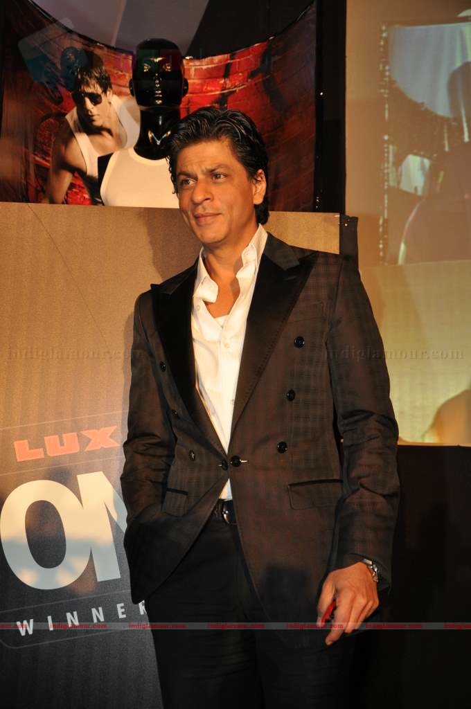 Shah Rukh announced ambassador of Lux innerwear Event hd photo
