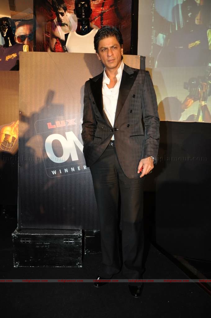 Shah Rukh announced ambassador of Lux innerwear Event hd photo