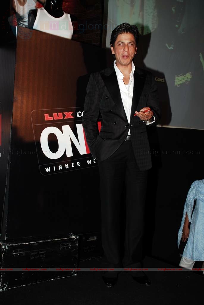 Shah Rukh announced ambassador of Lux innerwear Event hd photo