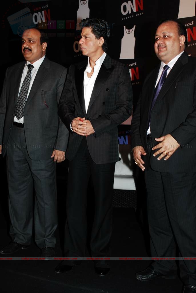 Shah Rukh announced ambassador of Lux innerwear Event hd photo