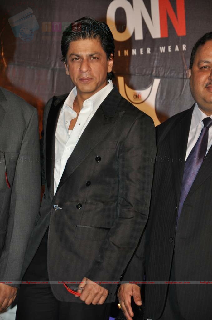 Shah Rukh announced ambassador of Lux innerwear Event hd photo
