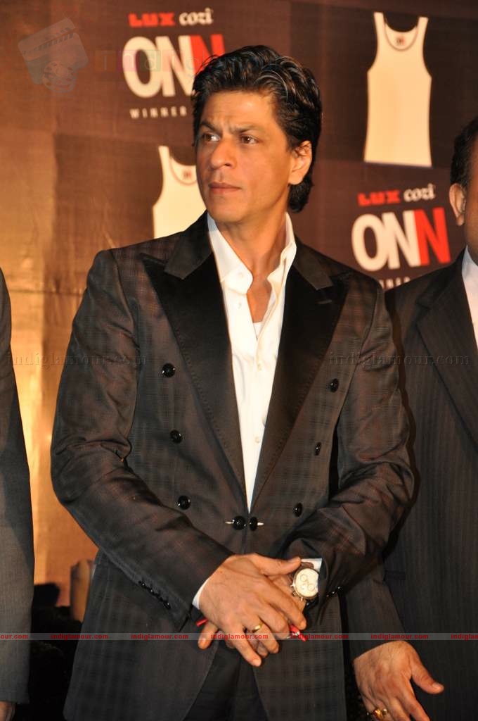 Shah Rukh announced ambassador of Lux innerwear Event hd photo