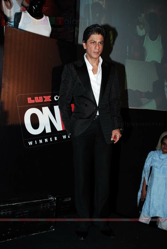 Shah Rukh announced ambassador of Lux innerwear Event hd photo