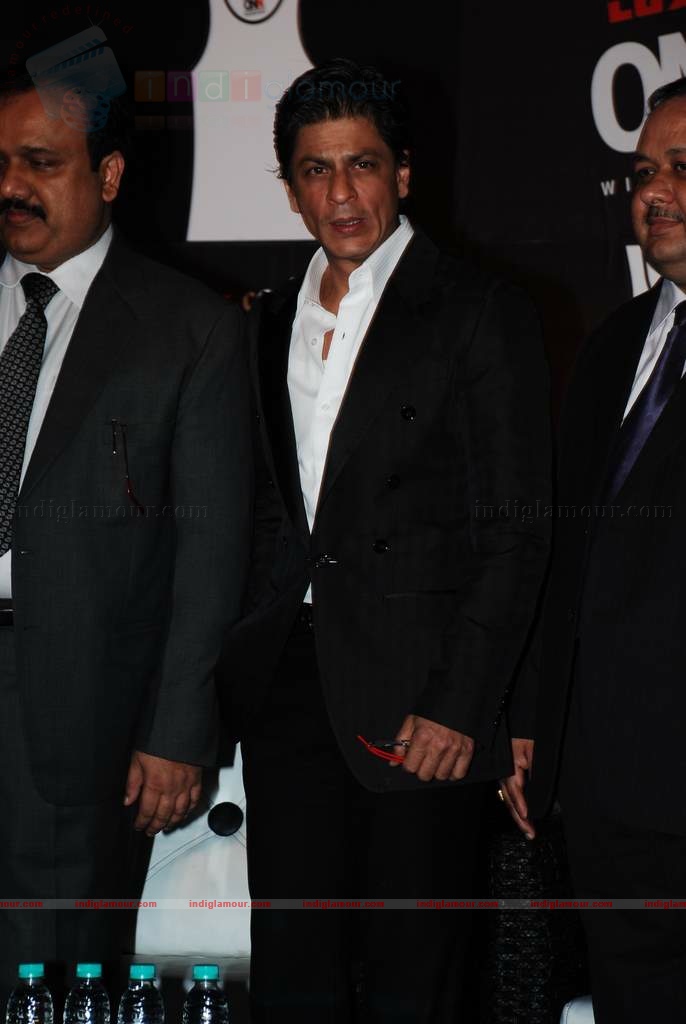 Shah Rukh announced ambassador of Lux innerwear Event hd photo