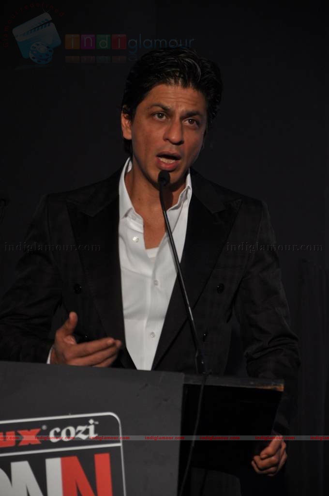 Shah Rukh announced ambassador of Lux innerwear Event hd photo