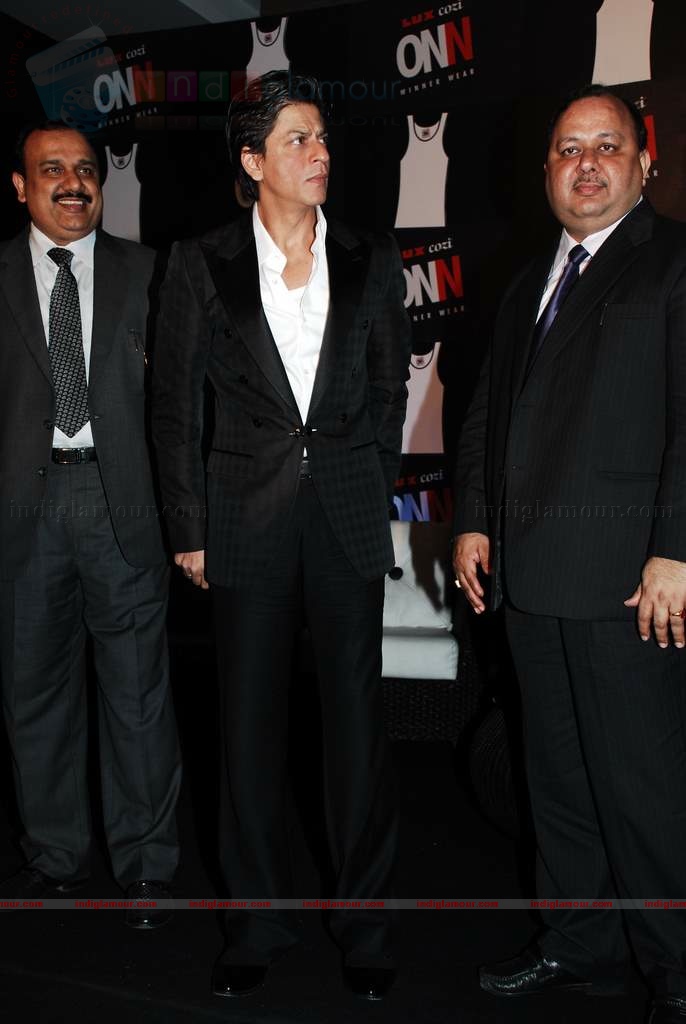 Shah Rukh announced ambassador of Lux innerwear Event hd photo