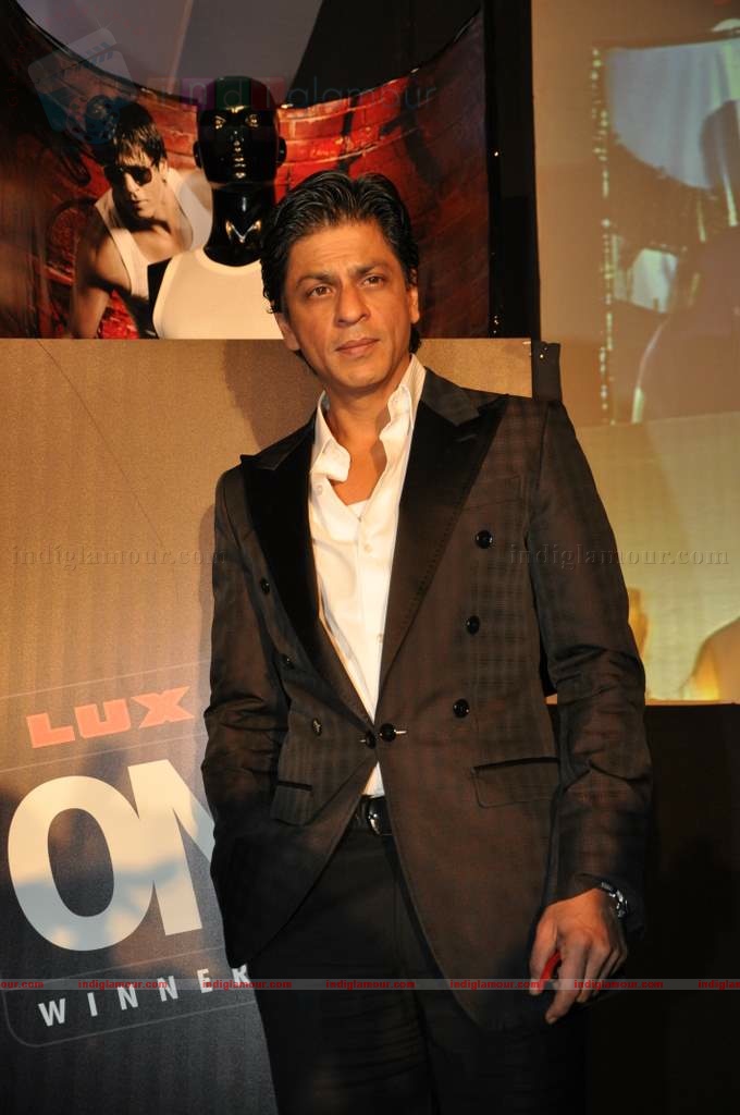 Shah Rukh announced ambassador of Lux innerwear Event hd photo