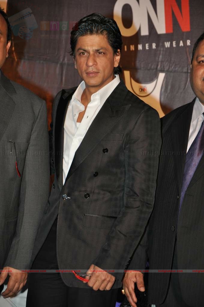 Shah Rukh announced ambassador of Lux innerwear Event hd photo