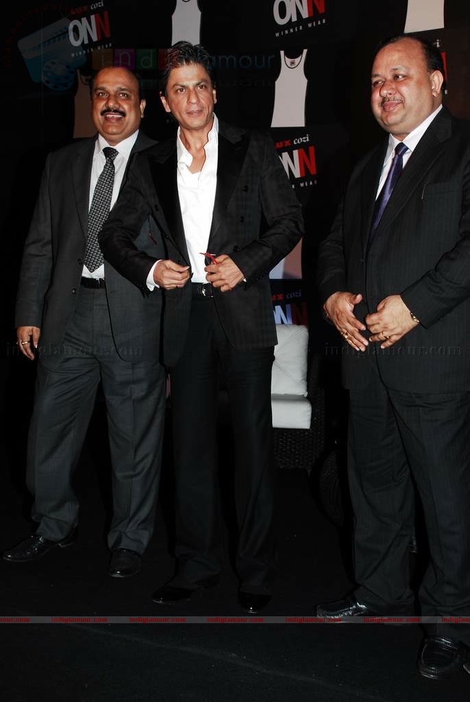 Shah Rukh announced ambassador of Lux innerwear Event hd photo