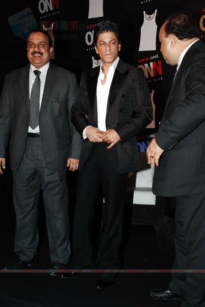 Shah Rukh announced ambassador of Lux innerwear Event hd photo