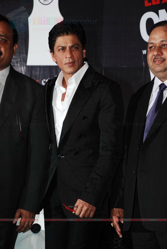 Shah Rukh announced ambassador of Lux innerwear Event hd photo