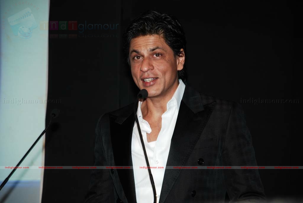 Shah Rukh announced ambassador of Lux innerwear Event hd photo