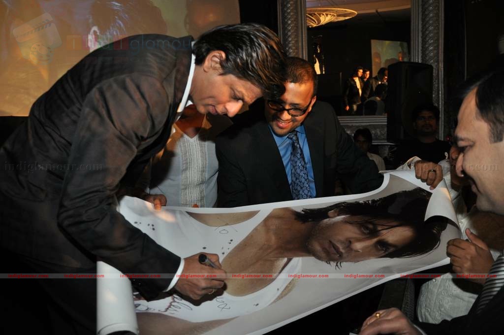 Shah Rukh announced ambassador of Lux innerwear Event hd photo