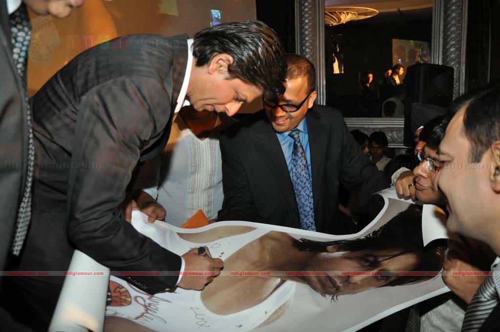 Shah Rukh announced ambassador of Lux innerwear Event hd photo