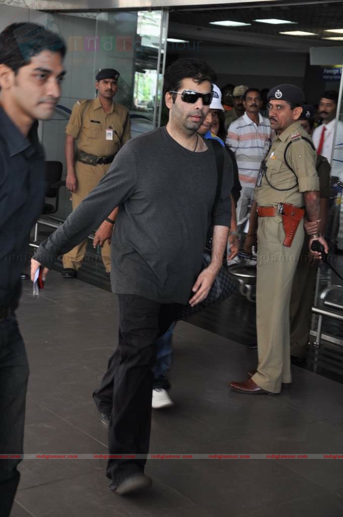 SRK, Kajol, Karan arrive back in Mumbai Event hd photo