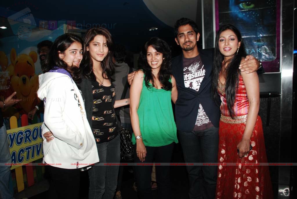 Shruti Hassan at Siddharth's special screening of film Striker Event hd photo