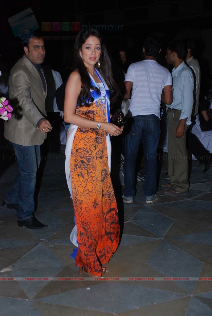 Jiah Khan,Celina,Neetu Chandra at Swarovski auction dinner Event hd photo