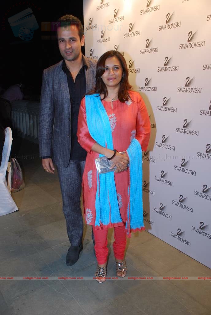 Jiah Khan,Celina,Neetu Chandra at Swarovski auction dinner Event hd photo