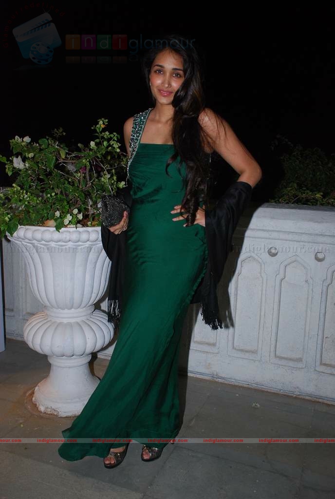 Jiah Khan,Celina,Neetu Chandra at Swarovski auction dinner Event hd photo