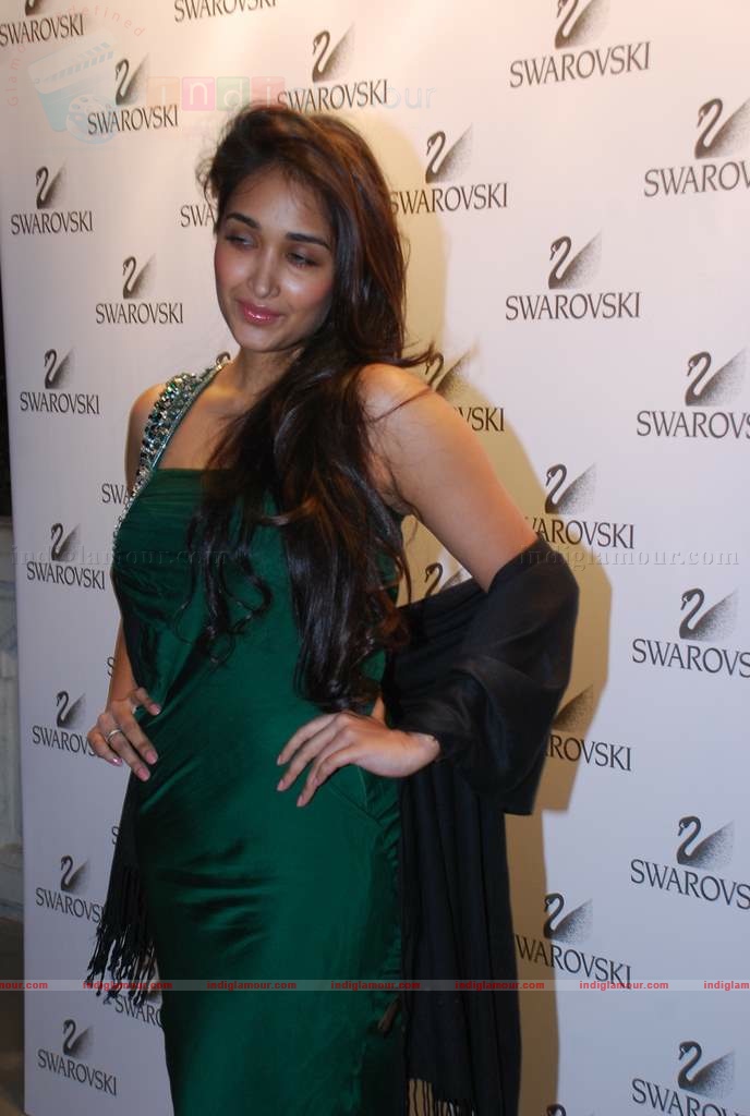Jiah Khan,Celina,Neetu Chandra at Swarovski auction dinner Event hd photo