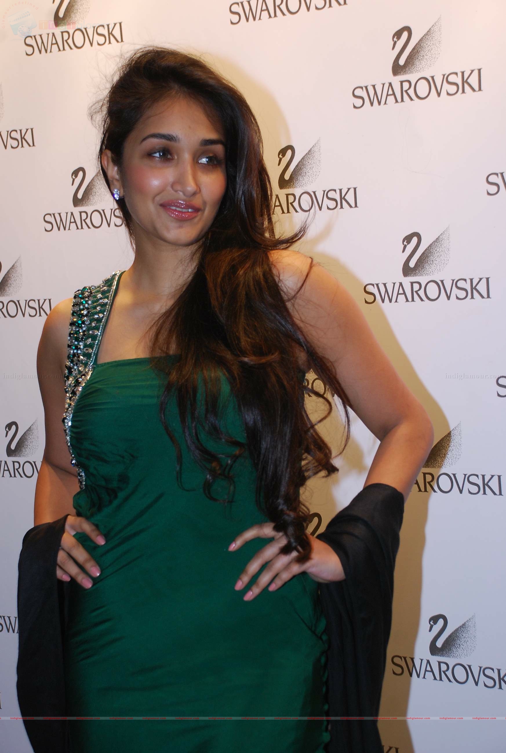 Jiah Khan,Celina,Neetu Chandra at Swarovski auction dinner Event hd photo