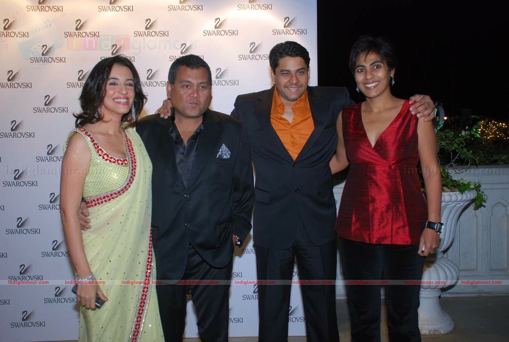 Jiah Khan,Celina,Neetu Chandra at Swarovski auction dinner Event hd photo