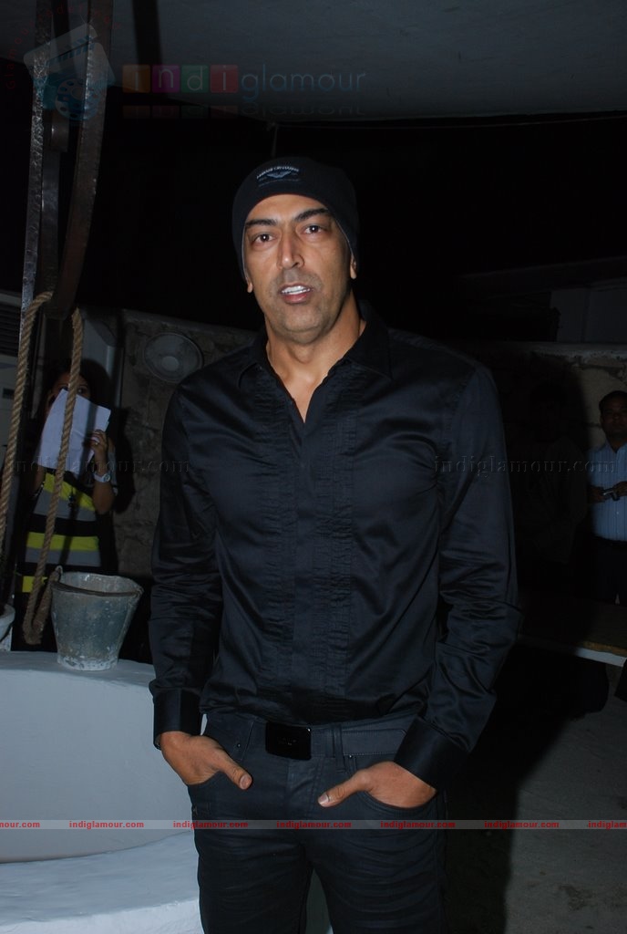 Models,designers grace Swarovski-Endangered Tiger bash Event hd photo