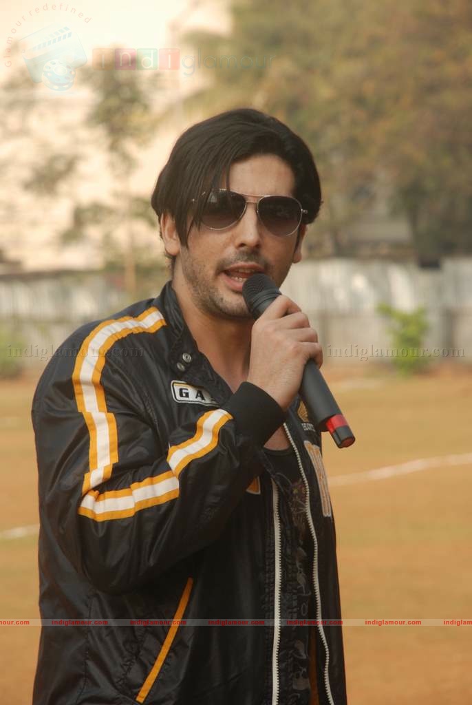 Zayed Khan at Jamanabai's All India Football tournament Event hd photo