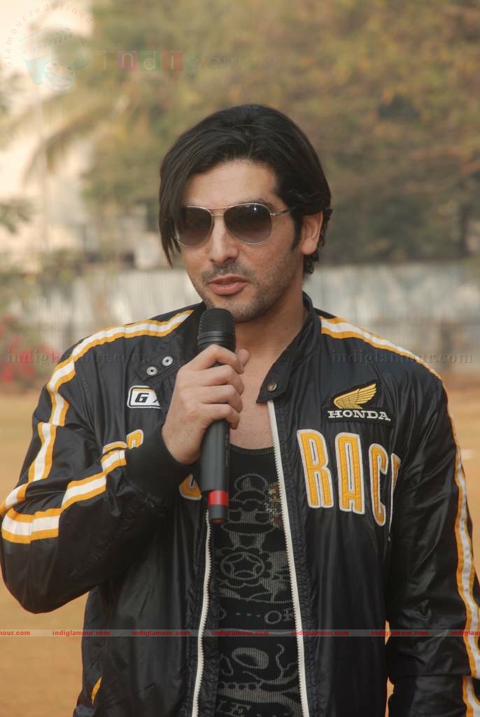 Zayed Khan at Jamanabai's All India Football tournament Event hd photo