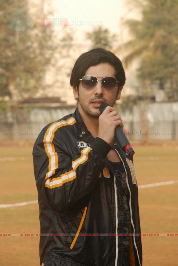 Zayed Khan at Jamanabai's All India Football tournament Event hd photo