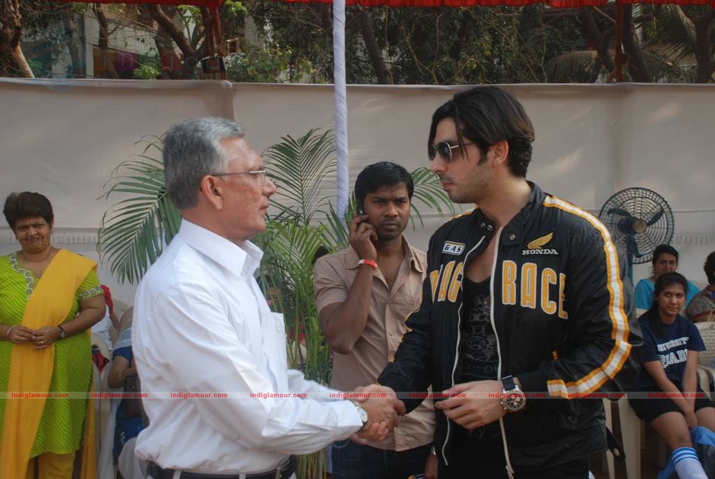 Zayed Khan at Jamanabai's All India Football tournament Event hd photo