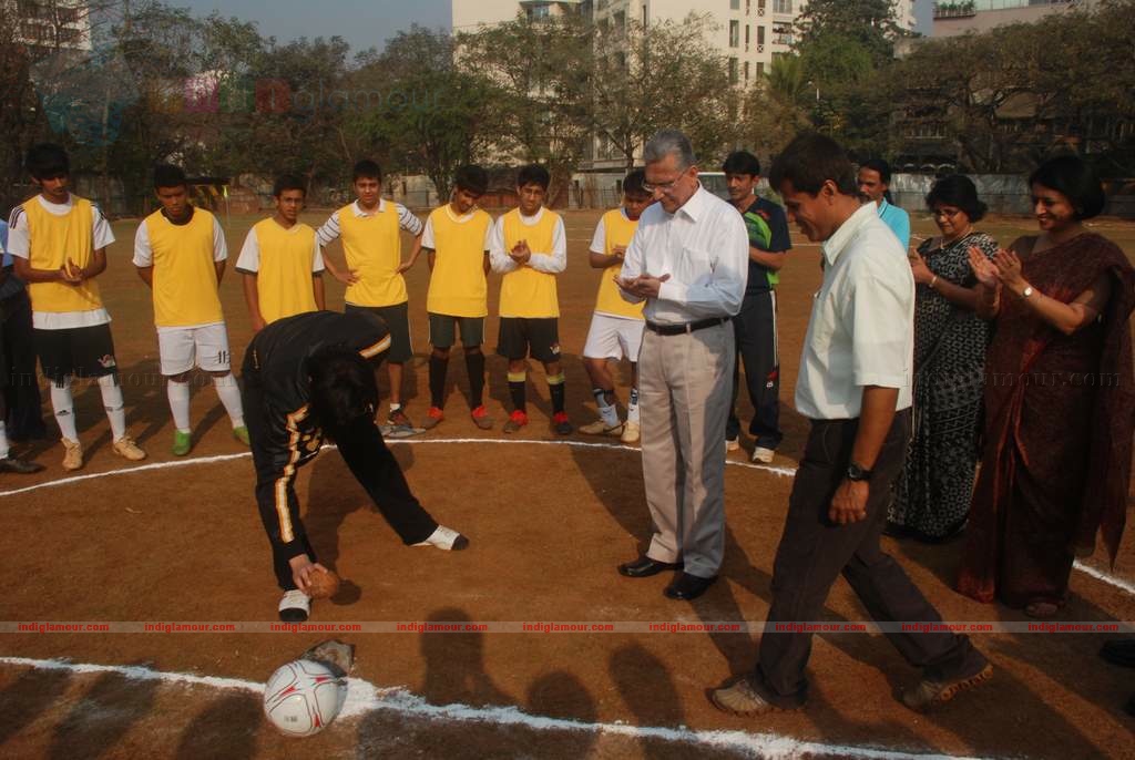 Zayed Khan at Jamanabai's All India Football tournament Event hd photo