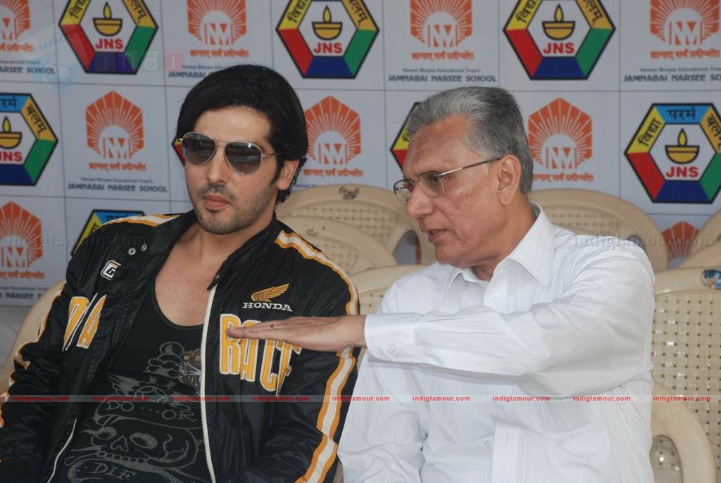 Zayed Khan at Jamanabai's All India Football tournament Event hd photo