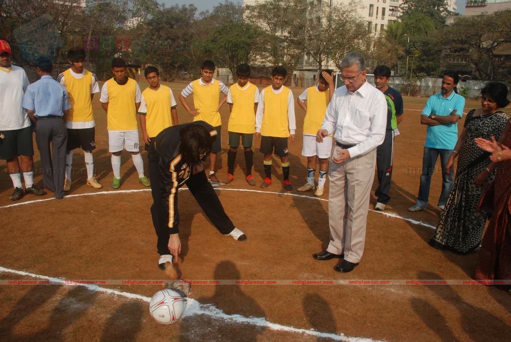 Zayed Khan at Jamanabai's All India Football tournament Event hd photo