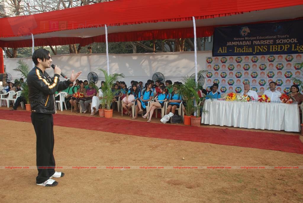 Zayed Khan at Jamanabai's All India Football tournament Event hd photo