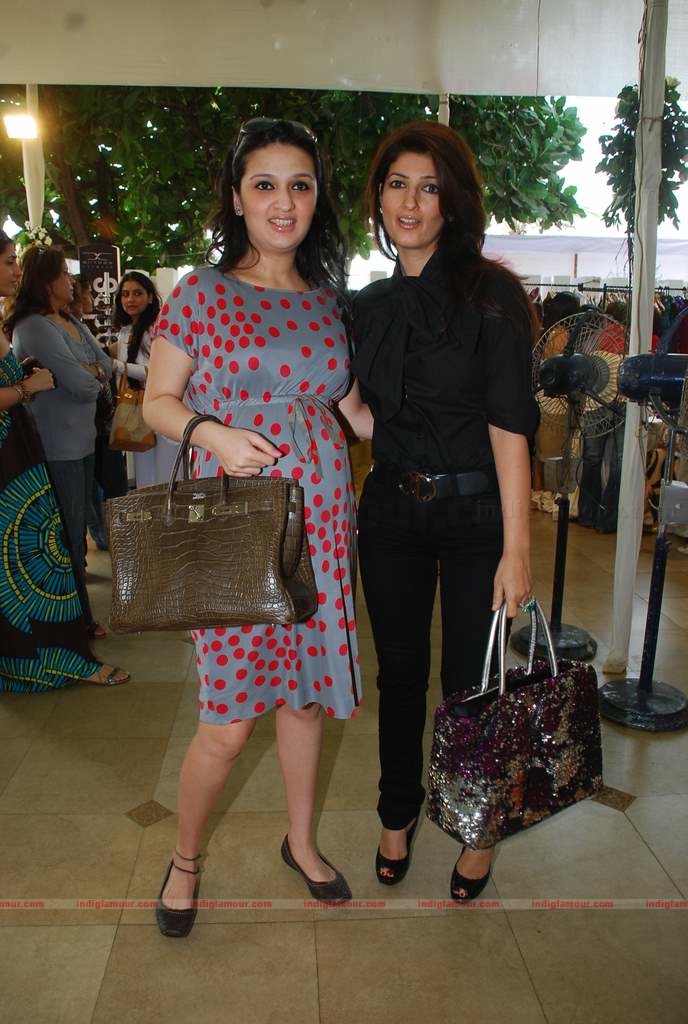 Lara, Twinkle, Sophie, Mallaika, Bobby Deo at Araish event Event hd photo