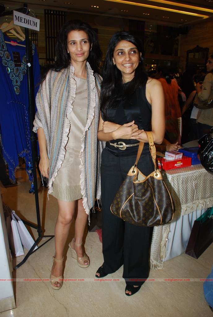 Lara, Twinkle, Sophie, Mallaika, Bobby Deo at Araish event Event hd photo