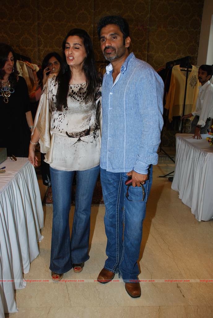 Lara, Twinkle, Sophie, Mallaika, Bobby Deo at Araish event Event hd photo